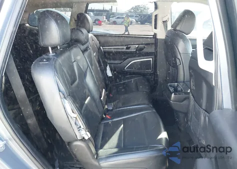 2024 Kia Telluride Lx z USA, uszkodzony, nr VIN 5XYP24GC7RG447027